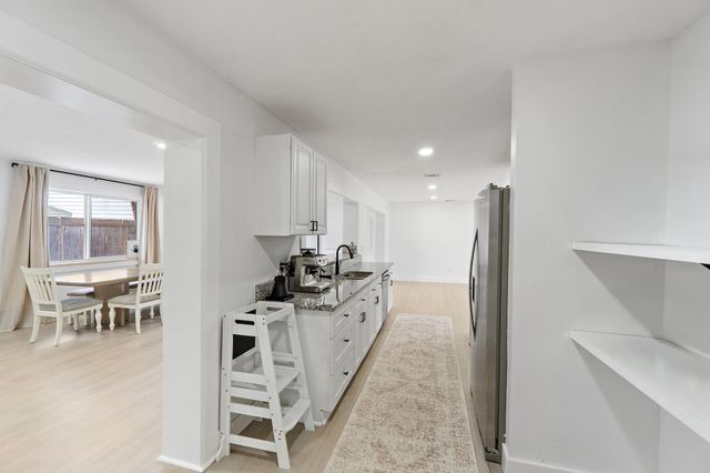 1851 SE Jackson Street, Stuart, FL 34997