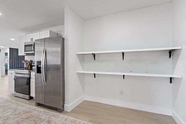 1851 SE Jackson Street, Stuart, FL 34997