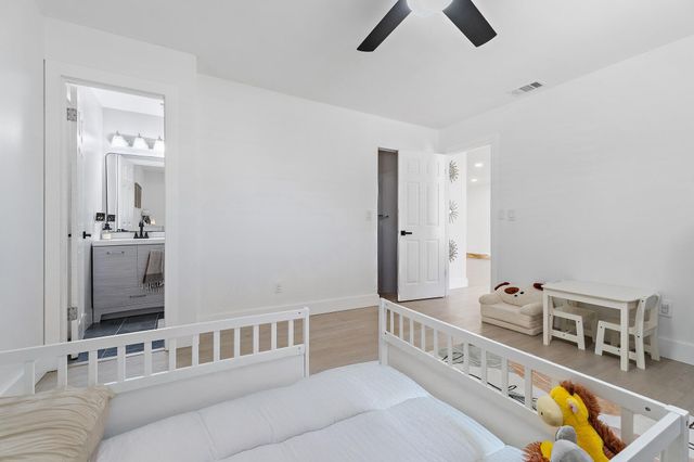 1851 SE Jackson Street, Stuart, FL 34997