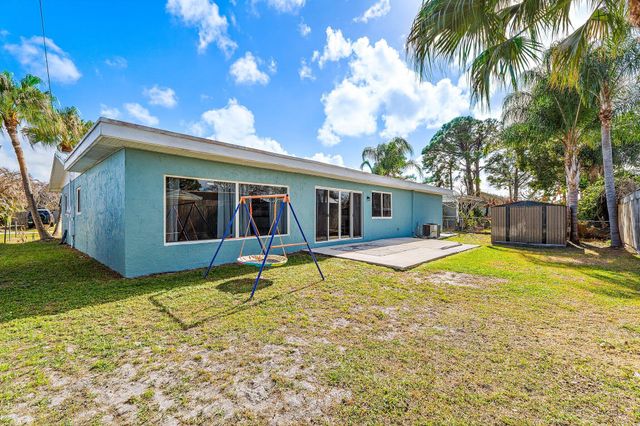 1851 SE Jackson Street, Stuart, FL 34997