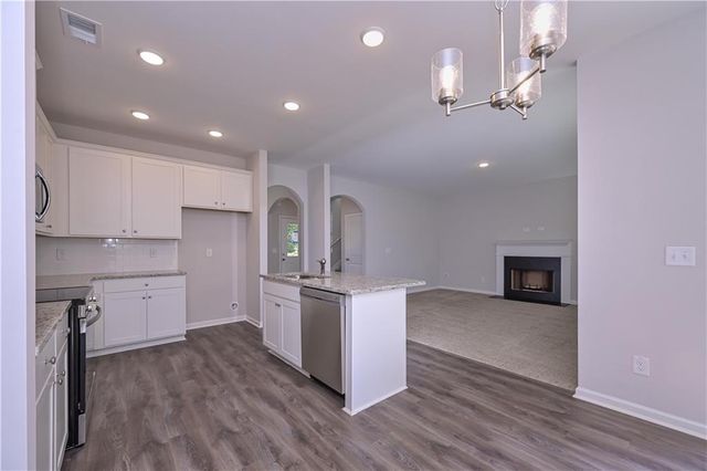 504 Charleston Place, Villa Rica, GA 30180