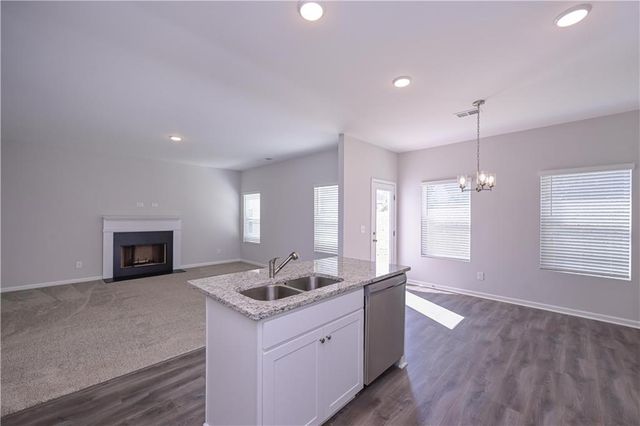 504 Charleston Place, Villa Rica, GA 30180