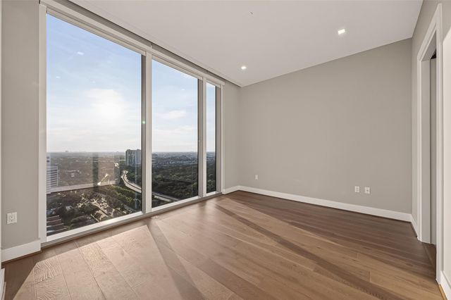 1711 Allen Parkway 2203, Houston, TX 77019