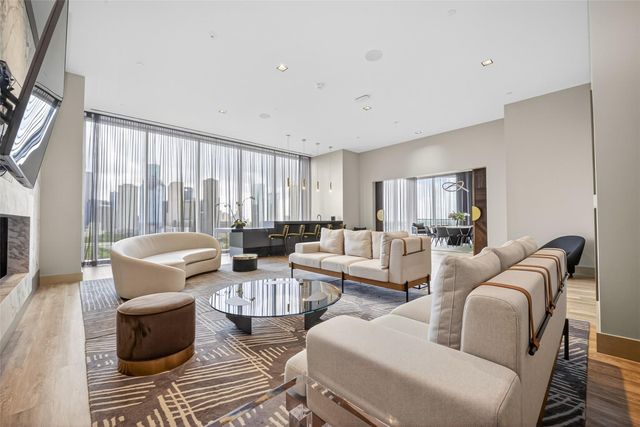 1711 Allen Parkway 2203, Houston, TX 77019