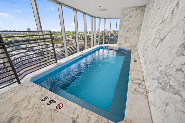 1711 Allen Parkway 2203, Houston, TX 77019