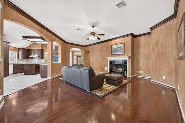 6323 Echo Lakes Lane, Missouri City, TX 77459
