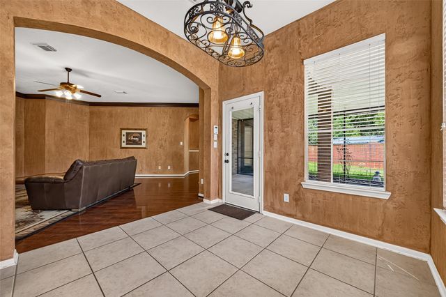 6323 Echo Lakes Lane, Missouri City, TX 77459