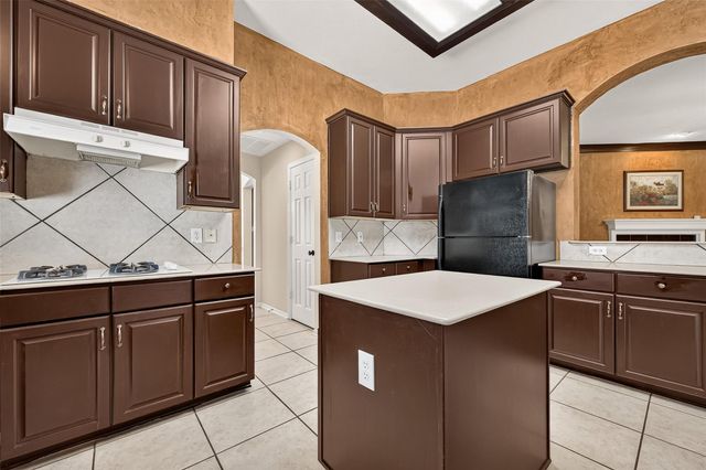 6323 Echo Lakes Lane, Missouri City, TX 77459