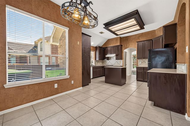 6323 Echo Lakes Lane, Missouri City, TX 77459