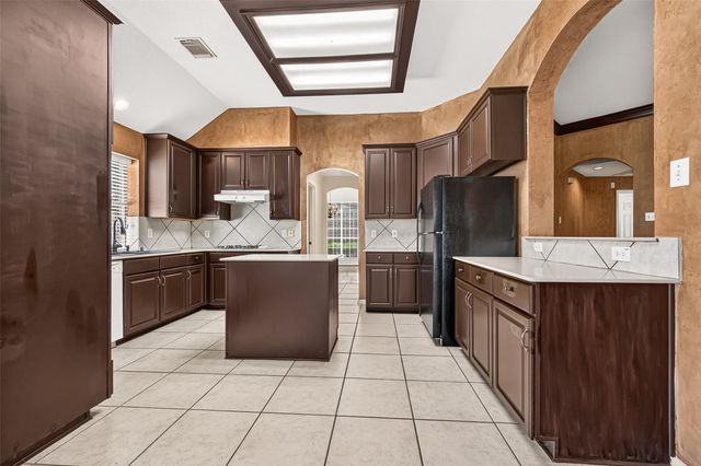 6323 Echo Lakes Lane, Missouri City, TX 77459