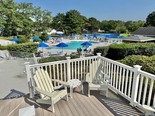 54 Dogwood Lane, Manorville, NY 11949