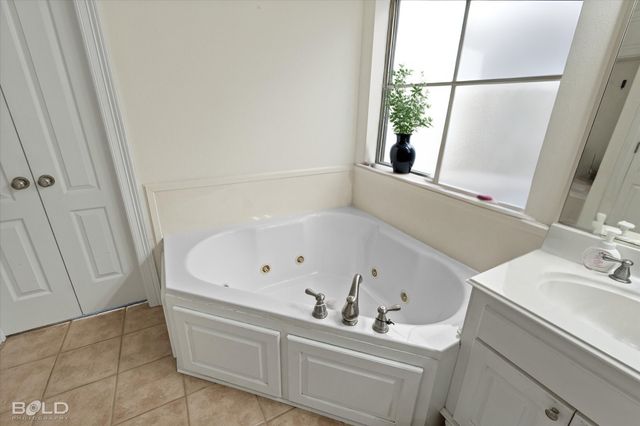 9313 S Plaquemine Drive, Shreveport, LA 71115