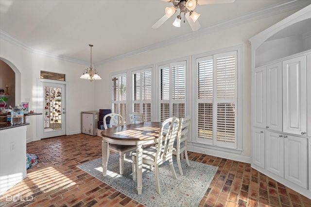 9313 S Plaquemine Drive, Shreveport, LA 71115