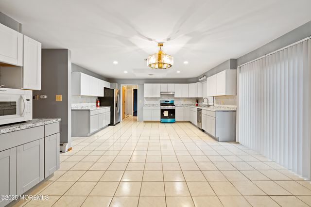 2003 Teakwood Road, Toms River, NJ 08753