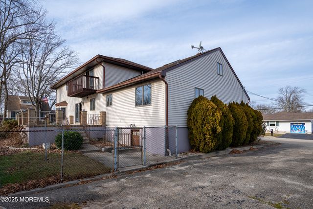 2003 Teakwood Road, Toms River, NJ 08753