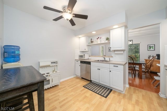 11 Sentinel Ct, Chatham Twp., NJ 07928