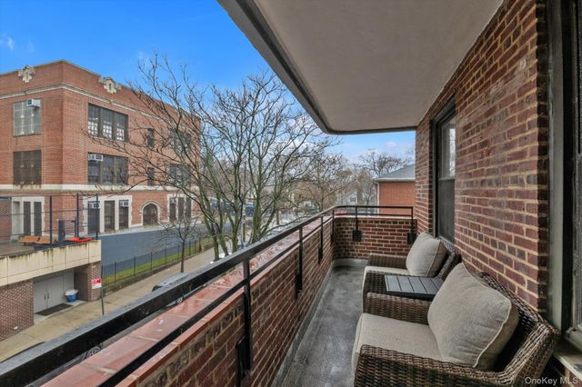 123-35 82nd Road 5C, Kew Gardens, NY 11415