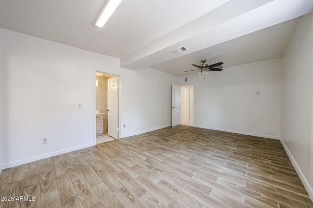 2621 W AVALON Drive, Phoenix, AZ 85017