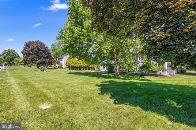 11 ALMY DR, Malvern, PA 19355