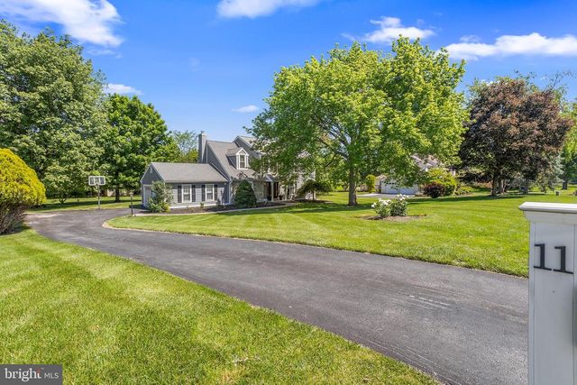 11 ALMY DR, Malvern, PA 19355