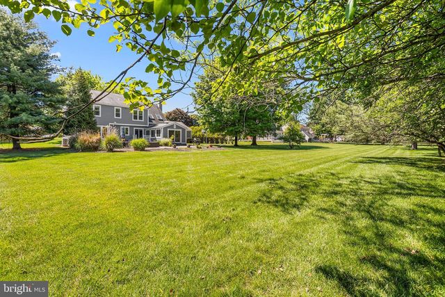 11 ALMY DR, Malvern, PA 19355