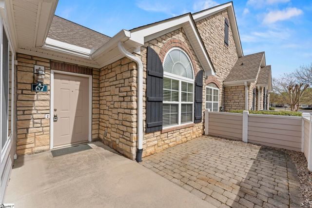 67 Fudora Circle, Simpsonville, SC 29681