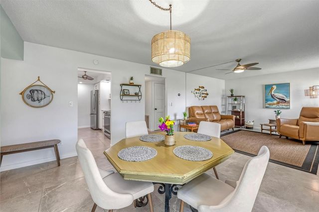 101 LOUELLA LANE 5, Nokomis, FL 34275