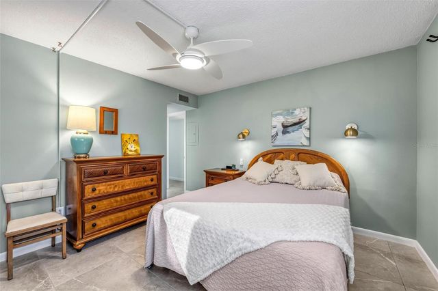 101 LOUELLA LANE 5, Nokomis, FL 34275