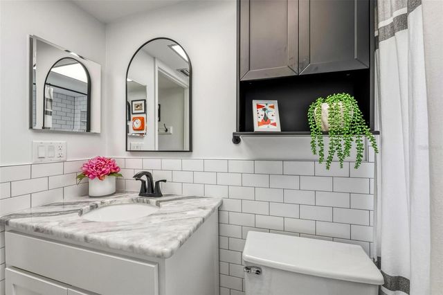 101 LOUELLA LANE 5, Nokomis, FL 34275