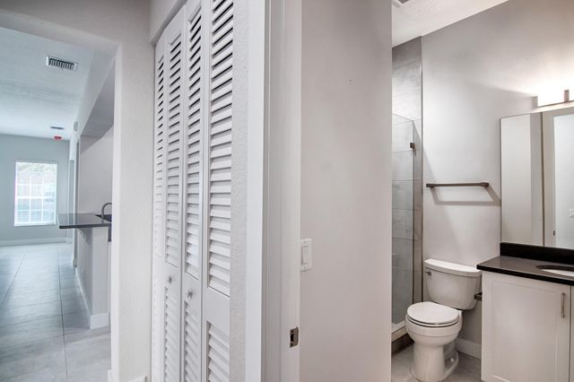 2509 NW 7th Street, Boynton Beach, FL 33426