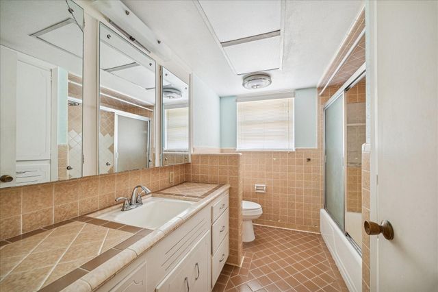 2101 Belvedere Drive, Baytown, TX 77520