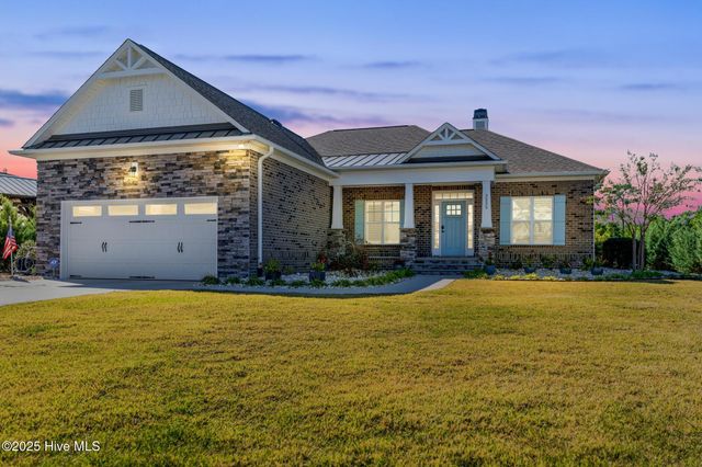 3235 Oceanic Bay Drive, Southport, NC 28461