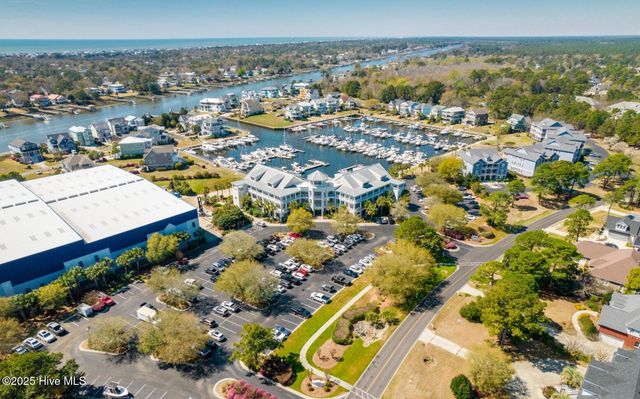 3235 Oceanic Bay Drive, Southport, NC 28461