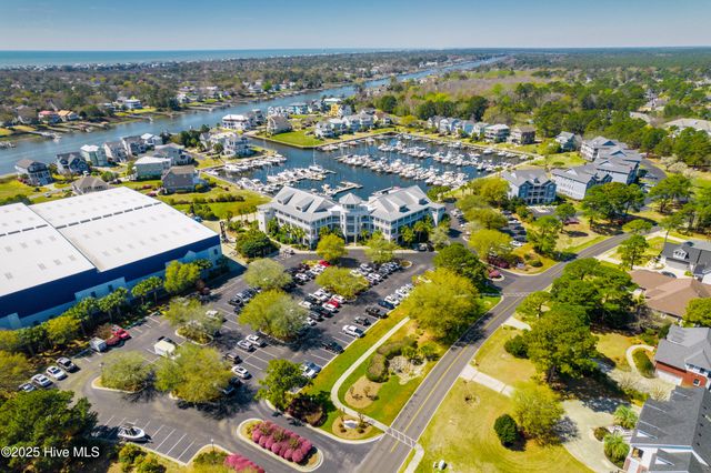 3235 Oceanic Bay Drive, Southport, NC 28461