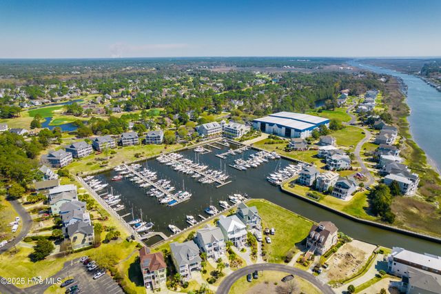 3235 Oceanic Bay Drive, Southport, NC 28461