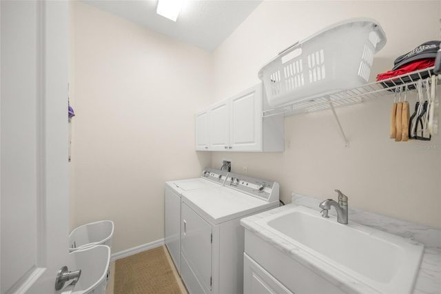 2290 VINTAGE STREET, Sarasota, FL 34240