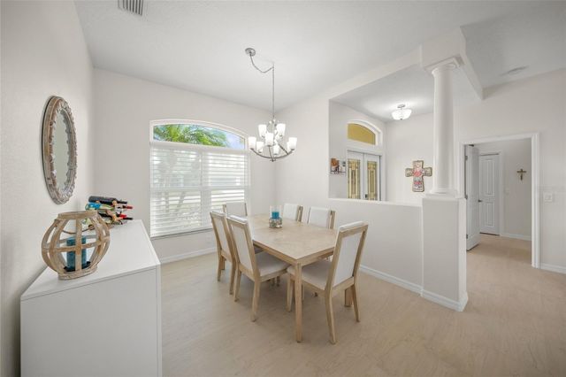 2290 VINTAGE STREET, Sarasota, FL 34240