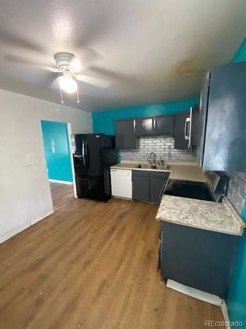 5551 Auckland Way, Denver, CO 80239