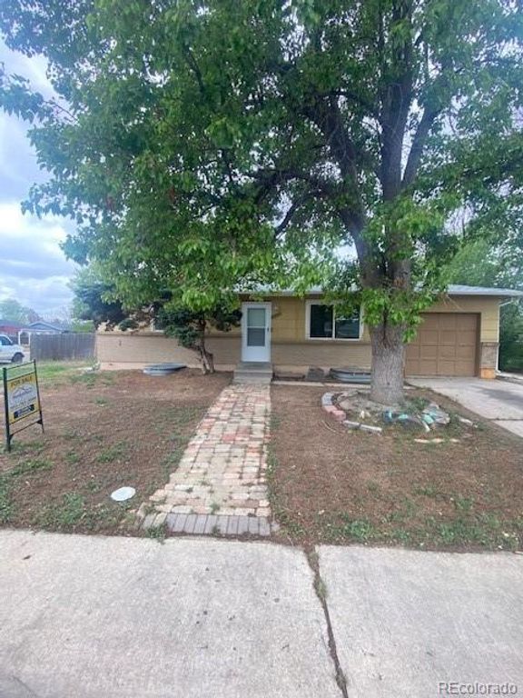 5551 Auckland Way, Denver, CO 80239