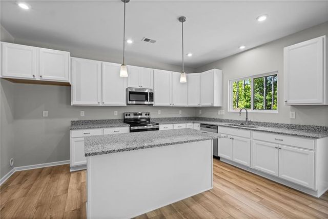 110 Cherry Glen Way, Euharlee, GA 30145