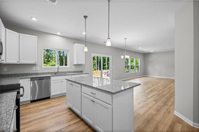 110 Cherry Glen Way, Euharlee, GA 30145