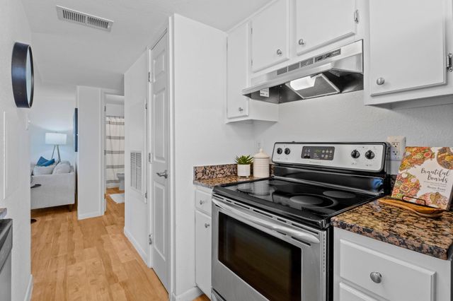 2450 Ashdale DR A204, Austin, TX 78757