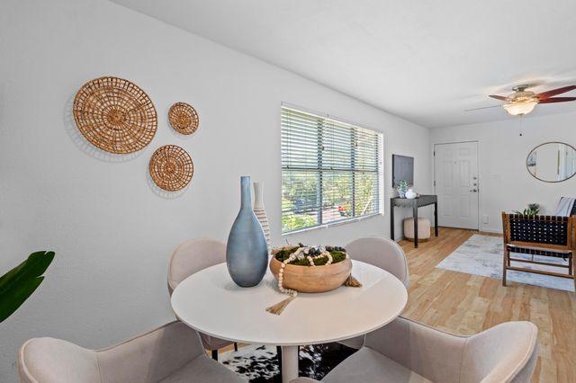 2450 Ashdale DR A204, Austin, TX 78757
