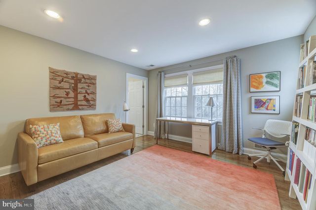 27 GRASMERE WAY, Princeton, NJ 08540