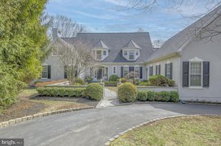 27 GRASMERE WAY, Princeton, NJ 08540