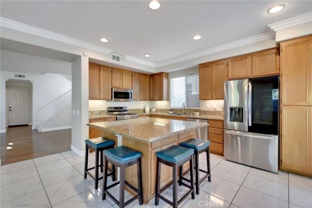 11268 Pinecone, Corona, CA 92883