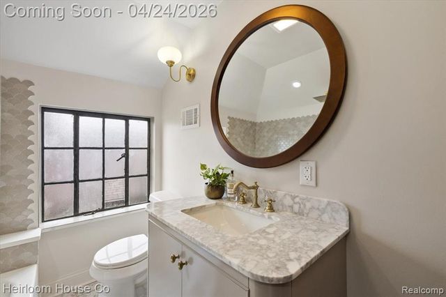 17205 Muirland Street, Detroit, MI 48221