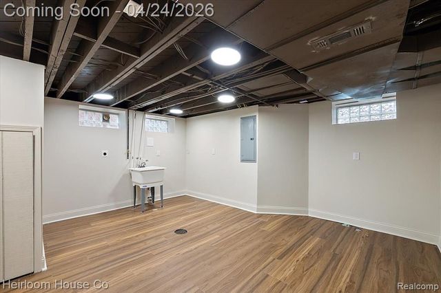 17205 Muirland Street, Detroit, MI 48221