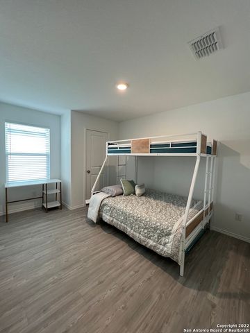 8523 Grosbeak Cove, San Antonio, TX 78245