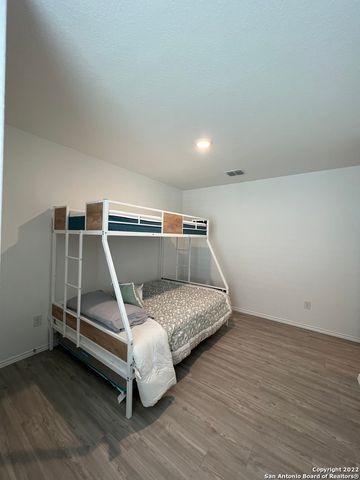 8523 Grosbeak Cove, San Antonio, TX 78245